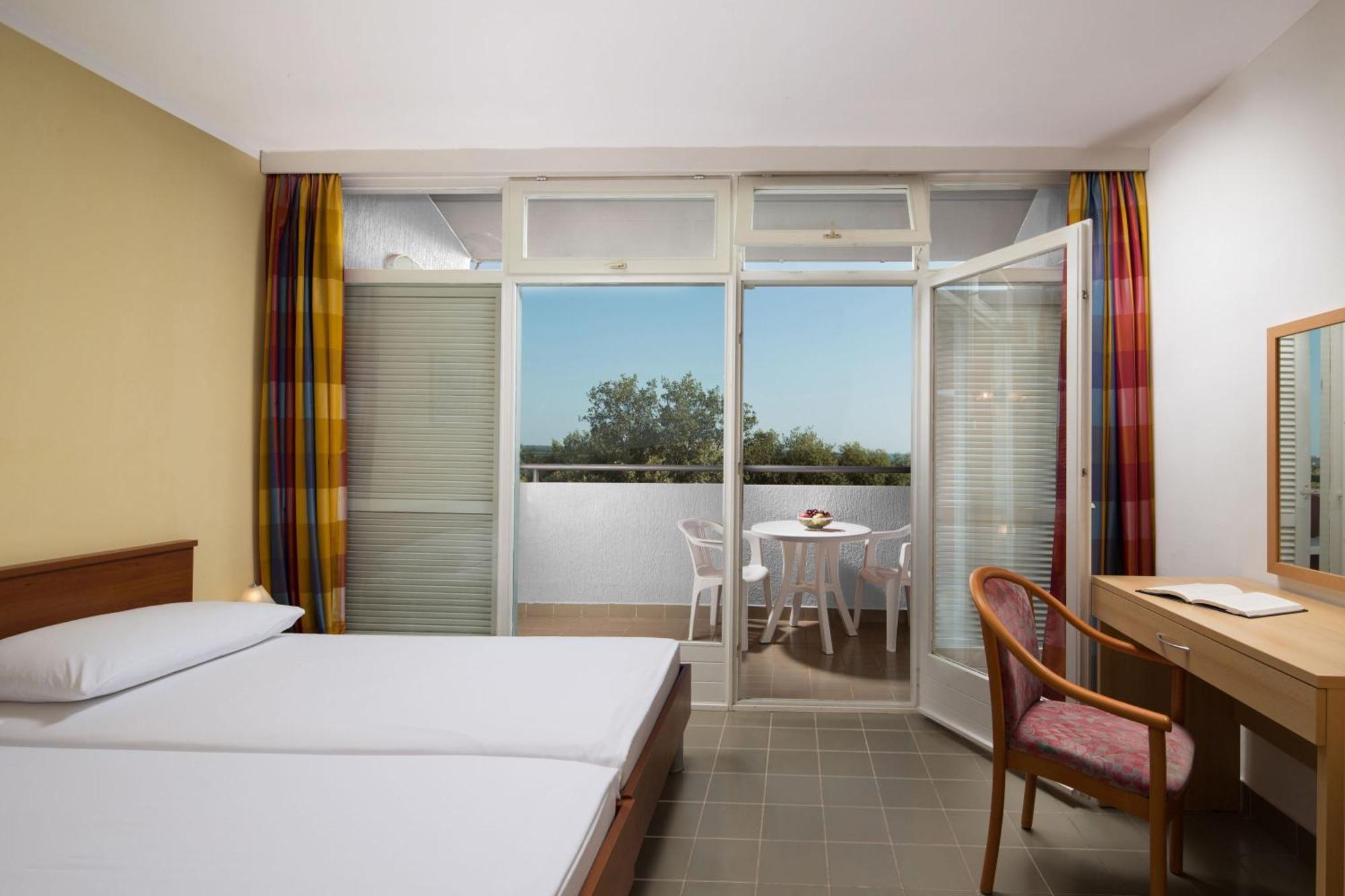 Lanterna Resort Tar-Vabriga ภายนอก รูปภาพ