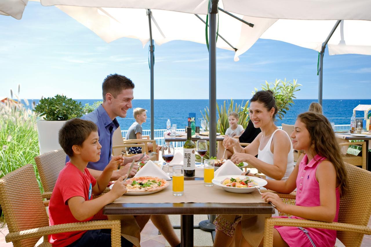 Lanterna Resort Tar-Vabriga ภายนอก รูปภาพ