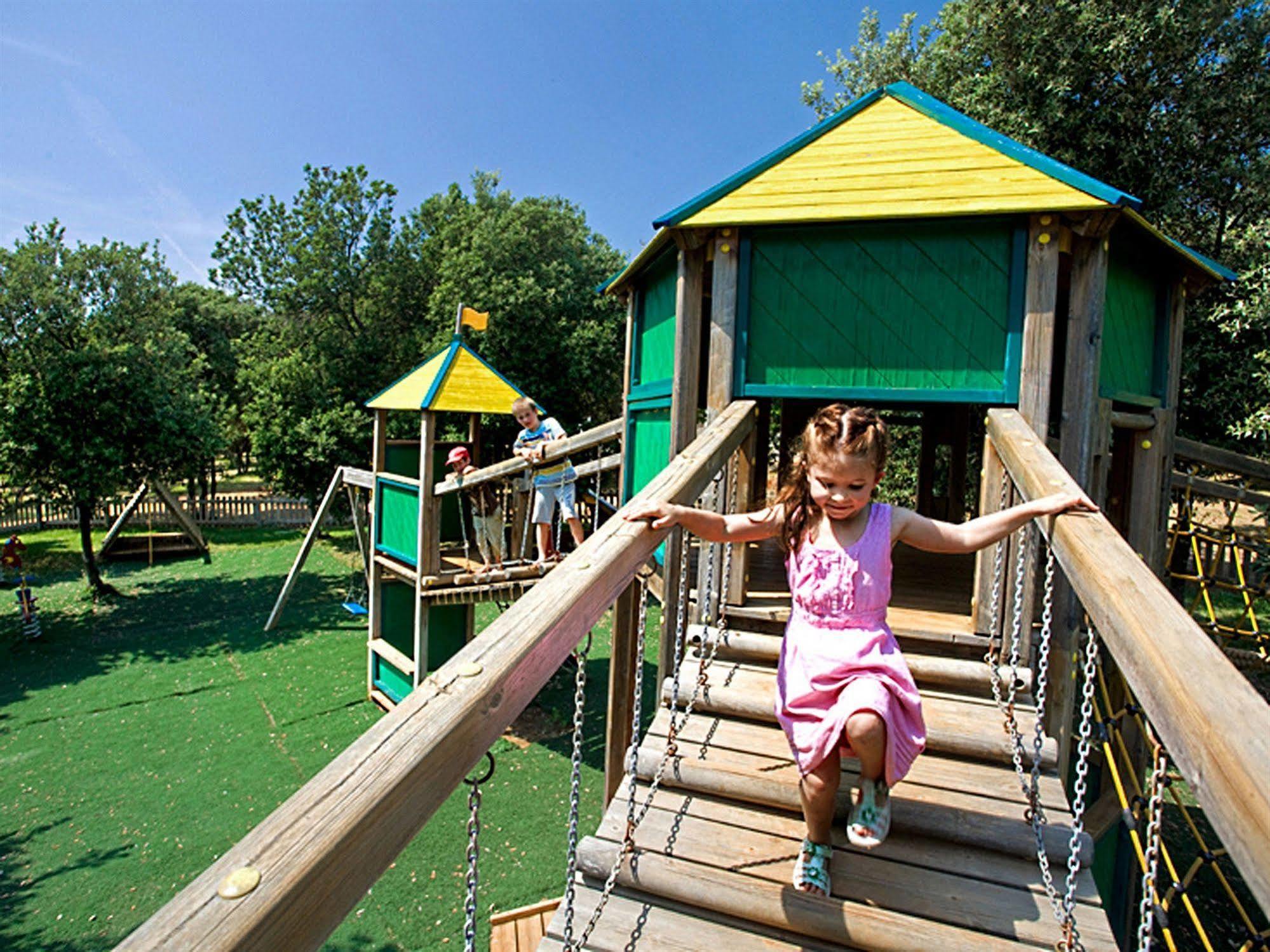 Lanterna Resort Tar-Vabriga ภายนอก รูปภาพ
