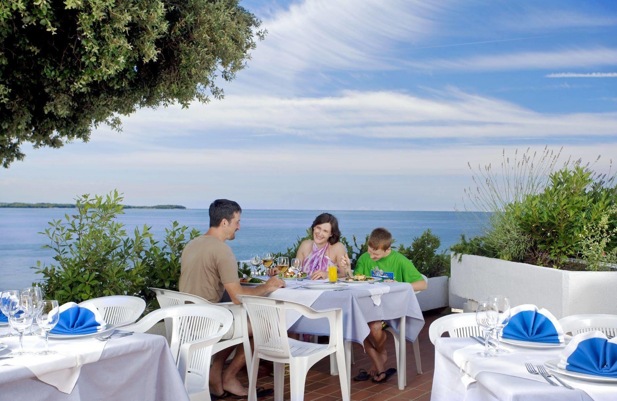 Lanterna Resort Tar-Vabriga ภายนอก รูปภาพ